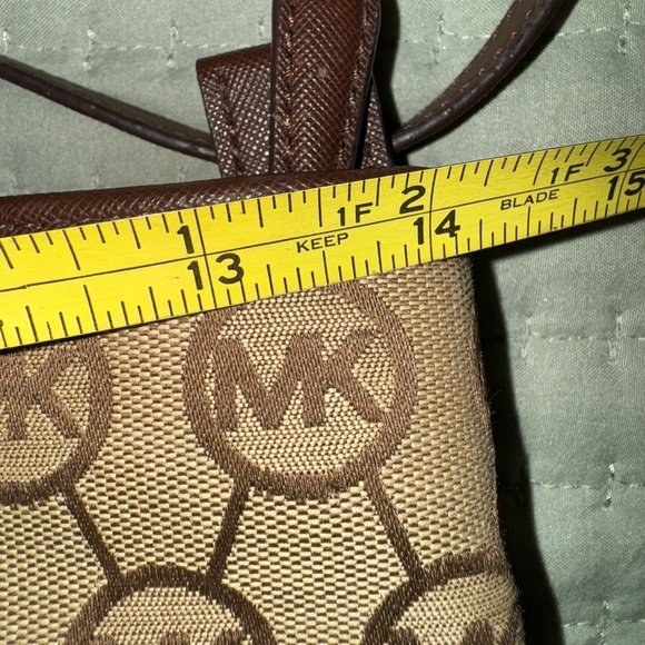 Michael Kors Brown Tote Bag. GUC - Picture 15 of 16